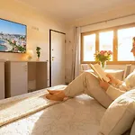 The Sea Wind & Hotel apartamentowy 4*