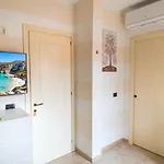 Ξενοδοχείο με διαμερίσματα The Sea Wind & 4*