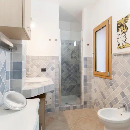 Hotel apartamentowy The Sea Wind & 4*